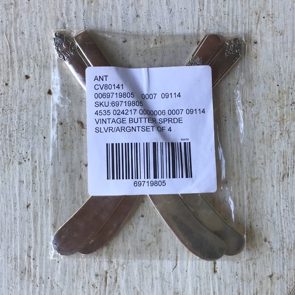 NEW Anthropologie vintage butter spread SILVER KNIVES set of 4 - Picture 2 of 2